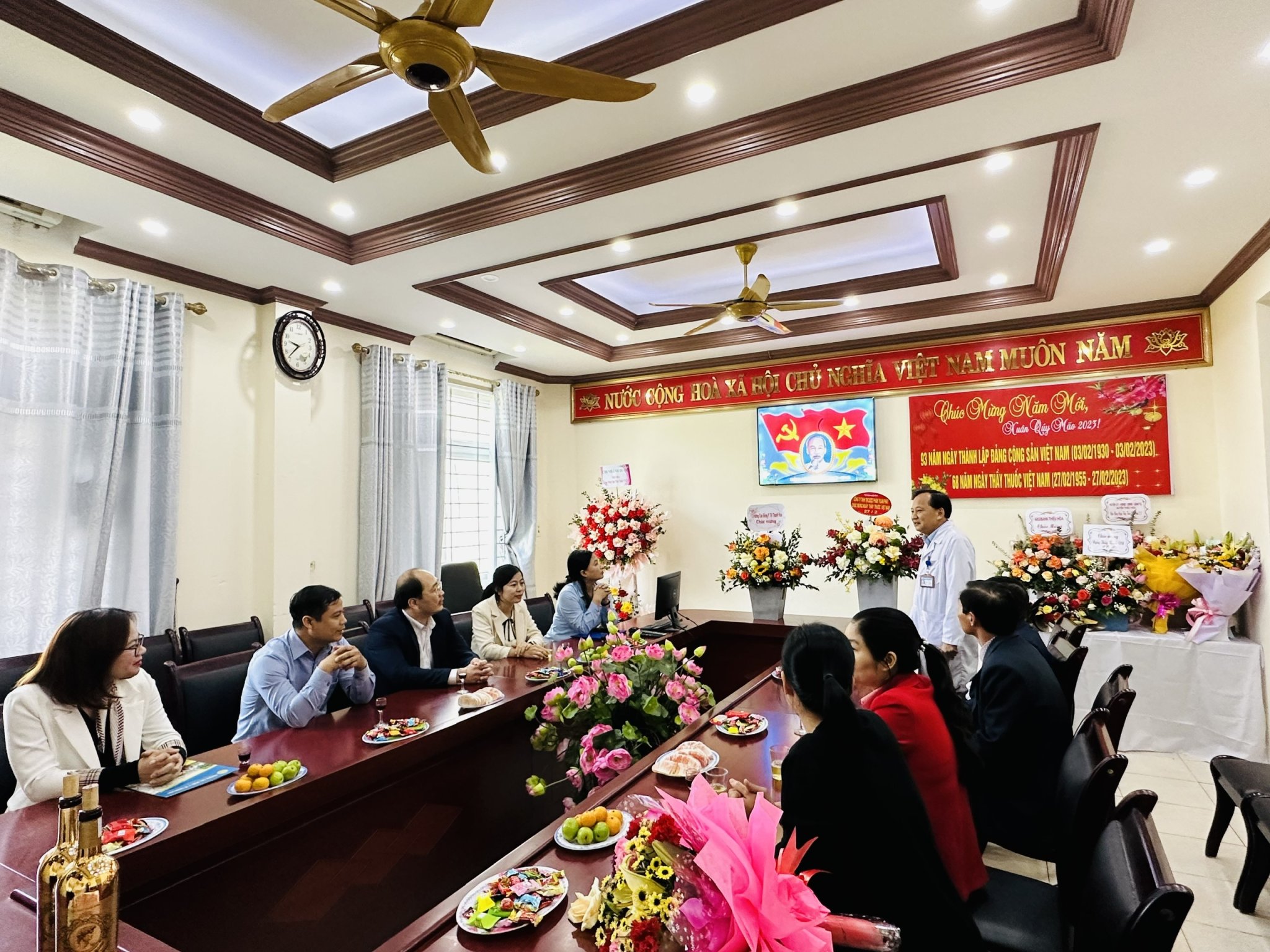 BVĐK THIỆU HÓA VINH DỰ ĐÓN CÁC CƠ QUAN, ĐOÀN THỂ ĐẾN CHÚC MỪNG NGÀY THẦY THUỐC VIỆT NAM