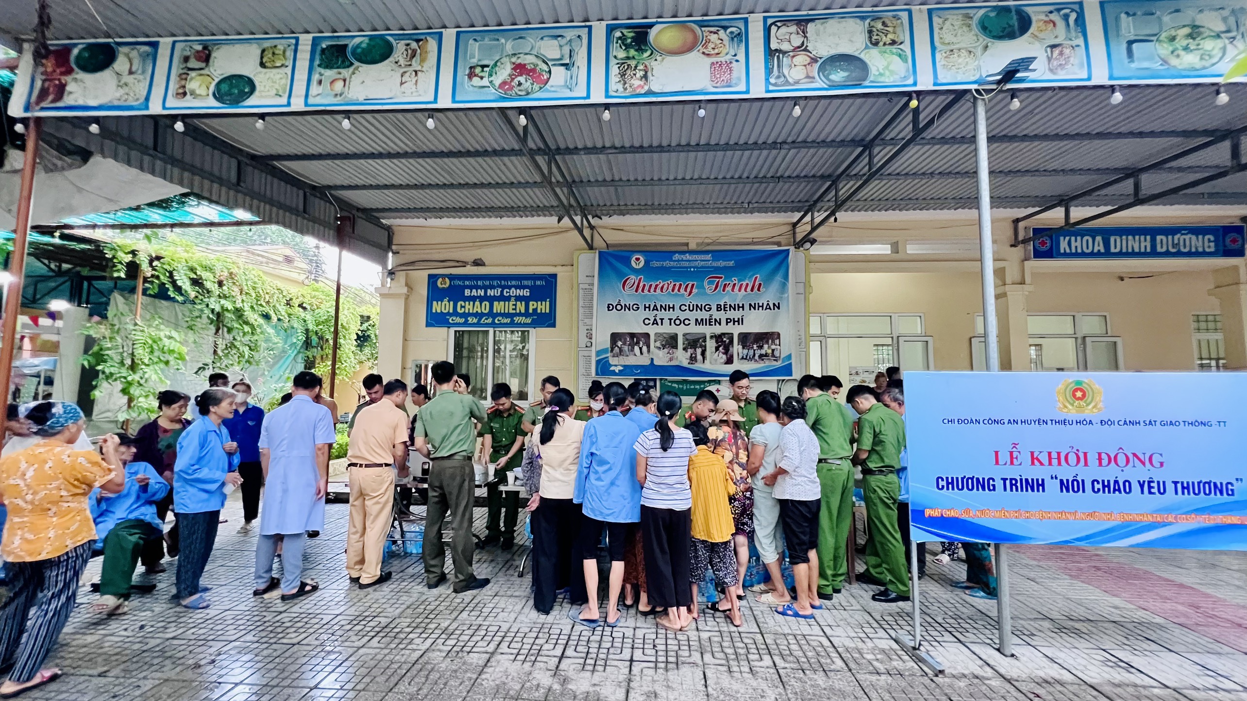 "NỒI CHÁO YÊU THƯƠNG" ẤM LÒNG NGƯỜI BỆNH