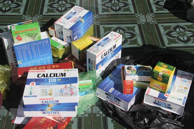 GIẢ DANH BÁC SĨ BVĐK THIỆU HÓA CHÀO BÁN THUỐC CHO NGƯỜI DÂN TẠI NHÀ RIÊNG