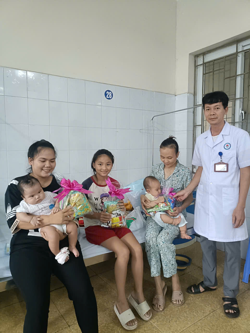 CÁC HOẠT ĐỘNG VUI “TẾT TRUNG THU” TẠI BỆNH VIỆN ĐA KHOA THIỆU HÓA NĂM 2024