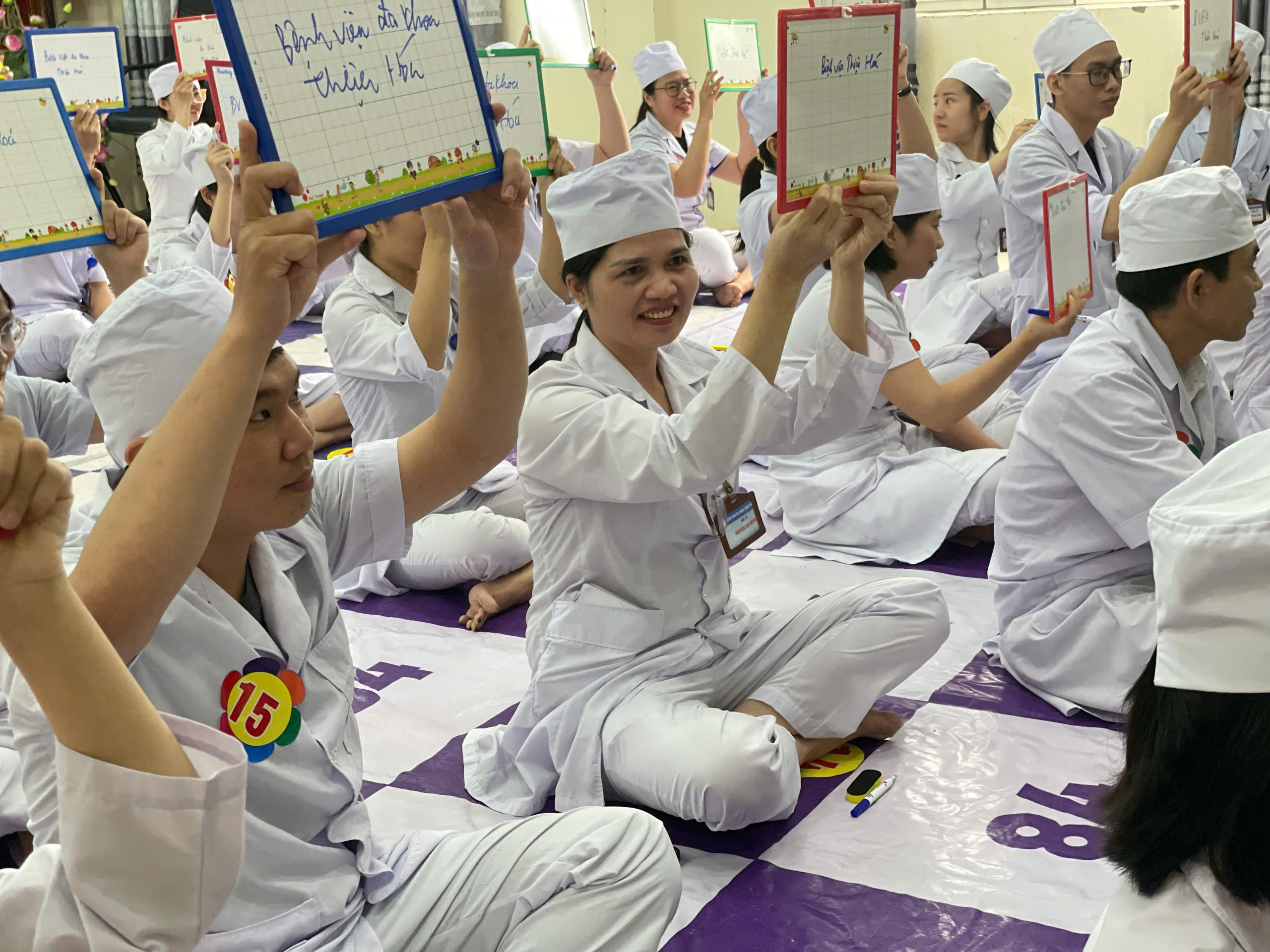 HỘI THI “RUNG CHUÔNG VÀNG” BỆNH VIỆN ĐA KHOA THIỆU HÓA