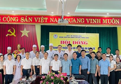  Bệnh viện Đa khoa Như Xuân thăm và học hỏi kinh nghiệm tại Bệnh viện Đa khoa Thiệu Hóa