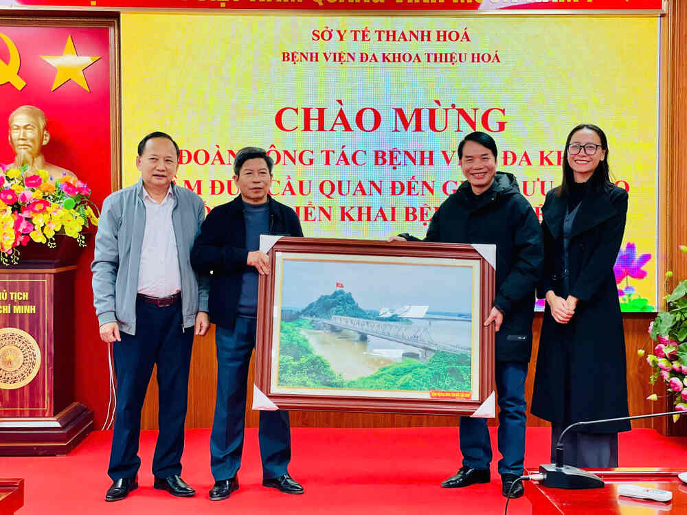 BVĐK TÂM ĐỨC CẦU QUAN ĐẾN THĂM QUAN, HỌC HỎI VỀ TRIỂN KHAI BỆNH ÁN ĐIỆN TỬ TẠI BVĐK THIỆU HÓA