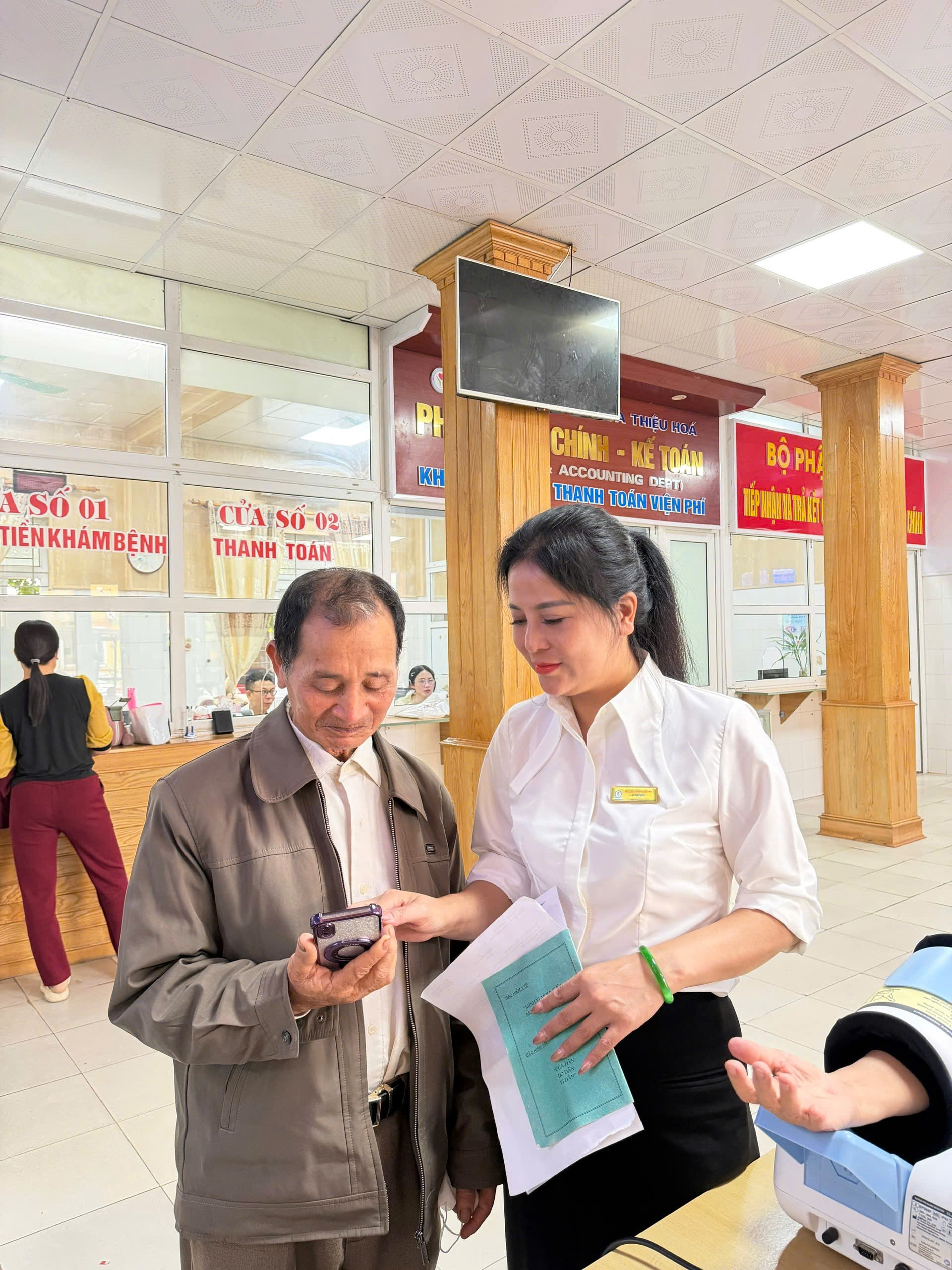 Thư chúc mừng ngày Công tác xã hội Việt Nam của đồng chí Đào Hồng Lan - Ủy viên BCH Trung ương Đảng, Bộ trưởng Bộ Y tế nhân dịp Kỷ niệm 10 năm ngày Công tác xã hội Việt Nam ( 25/03/2016-25/03/2026)